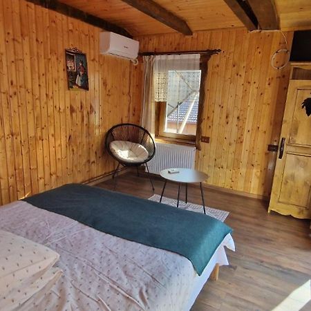 Casa Bunicii Hotel Costesti  Bagian luar foto